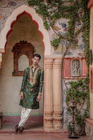 Dark Green/Multi-Coloured Kurta Set with Floral Embroidery